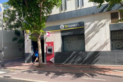 En esta oficina se podrá votar el domingo por la mañana.