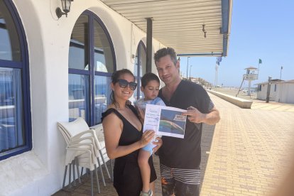Enid, Rafael y Ricardo han recibido un bono para una visita al Aquarium de Roquetas de Mar