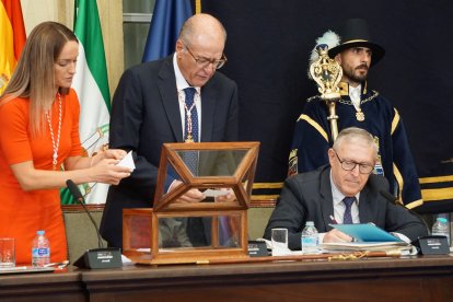 Las votaciones para elegir al presidente de la Diputación Provincial de Almería fueron secretas.