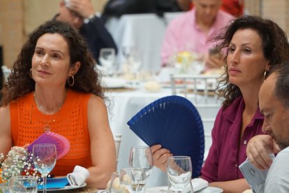 Mariola Hidalgo, presidenta del Consejo Social, y María del Mar Vázquez, alcaldesa de Almería.