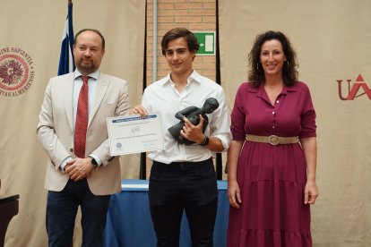 ALMA, creada por Abelardo Campra, Marta Barceló y Luis García, Premio Start-Up 2022.