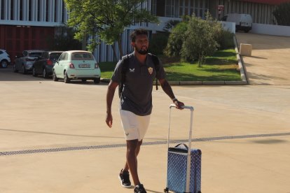 A Dyego Sousa le queda un año más de contrato con el Almería.