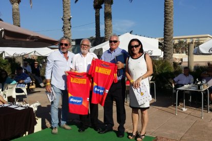 Capitán y capitana del Europa: Javier Frutos e Irene Hernández.