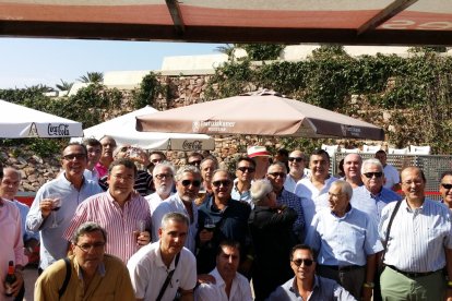 Celebrando cuarenta años del Europa Óptica Almería.