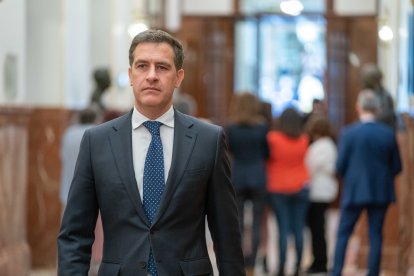Senador Miguel Ángel Castellón Rubio (PP).