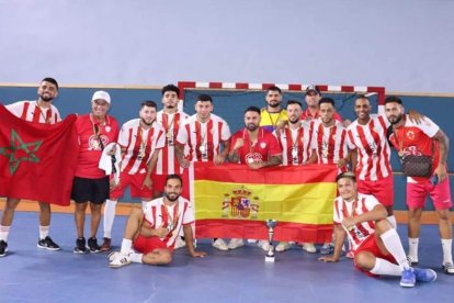 La bandera de España con todo el Sentimiento Rojiblanco.