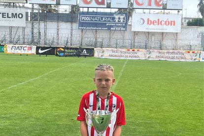 Con la Copa de terceros de Andalucía.