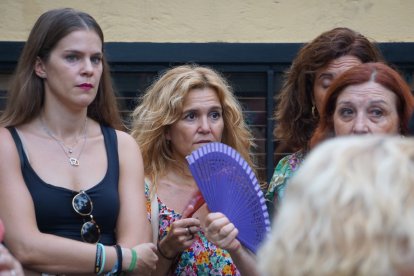 Concentración en el Mirador de la Rambla contra el asesinato machista cometido en Pescadería este lunes.