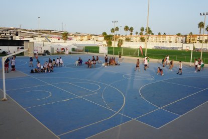 Vista general de unas canchas impresionantes para jugar.