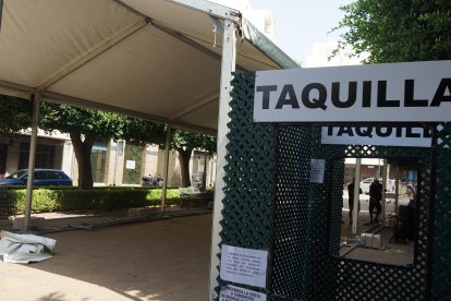 Carpa del Kiosco La Marimorena para la Feria del Mediodía.