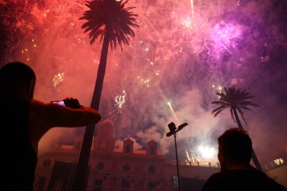 Fuegos artificiales en la Plaza Vieja.