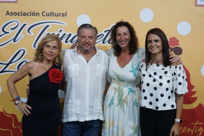 La alcaldesa de Almería, María del Mar Vázquez, junto a los concejales Paola Laynez, María del Mar García Lorca y Diego Cruz.