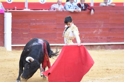 A Manuel Román le queda que torear más. Foto: J. A.