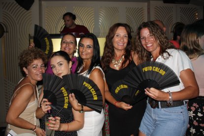 Isa, Mai, Paula, Lola y Cheli.