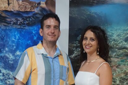 Oliver Yeste y Estefanía Lizarte, desde Baza (Granada) para pasarlo bien en la Feria de Almería.