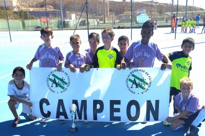 Almería Futsal campeón benjamín.