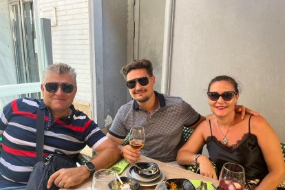 Desde Lorca, la familia Navarro López disfrutaba de la Feria en Entrefinos.