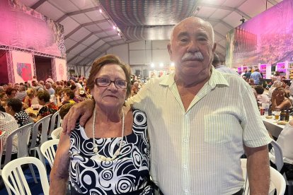 José Requena y Toñi García llevan 53 años casados.