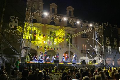 Grupo Municipal de Folclore ‘Virgen del Mar’ de Almería.