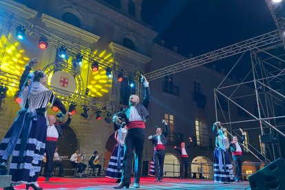 Grupo Municipal de Folclore ‘Virgen del Mar’.