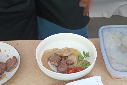 Plato de carrillera a la pera.