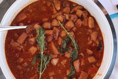 Jibia en salsa, de Juani Pérez.