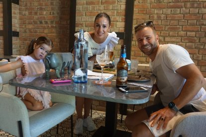 Pastora Domínguez, Rocío Garrido y Manuel Domínguez.