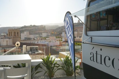 Las vistas del ático hacia la Alcazaba.