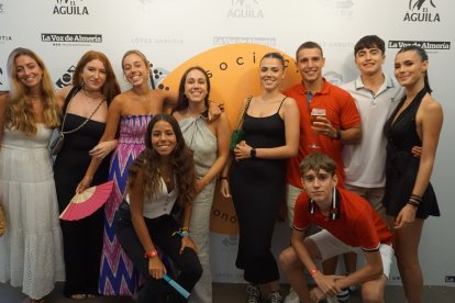 Los más jóvenes también lo pasan a lo grande en la acogedora y divertida caseta La Pita.