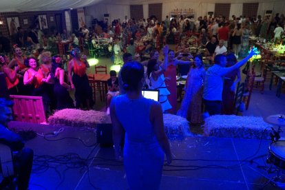 La cantaora María Jesús López levantó al público de sus sillas en La Pita en la noche de este martes.