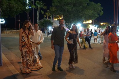 Ramón Fernández-Pacheco, Carmen Crespo, Ana Belén López y Manuel Guzmán llegando a la caseta del PP.