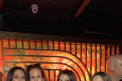 Diana, Carmen, Carmen y Bárbara no se pierden una en Premium Black.