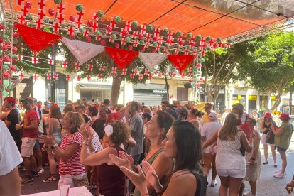 El ambiente y la gastronomía con productos de proximidad convierten la Feria en el lugar idóneo para los reencuentros.