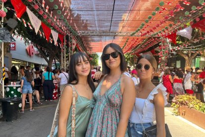 María, Lucía y Yaiza son amigas \'desde siempre\'.