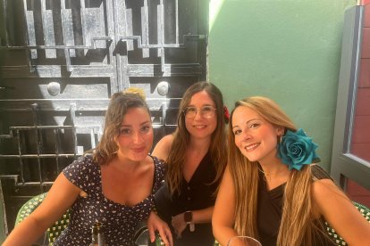  \'Las juristas\' disfrutan de productos de calidad y del mejor de los servicios en Quesería Yo sin Ti. 