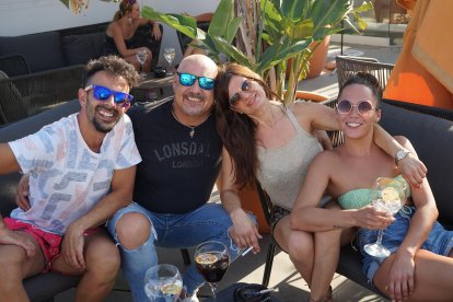 Beatriz, Curro, David y Carmen.