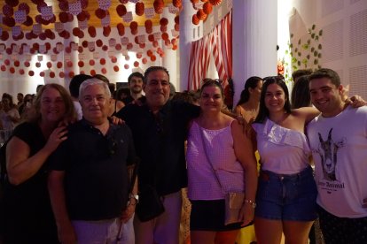 Jesús Cruz, Paqui Gutiérrez, Encarni Cerezo, Antonio Marín y Silvia Almodóvar.