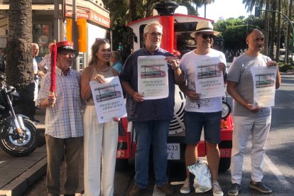 La Mesa justo antes de la salida acompañada por Ana Labella