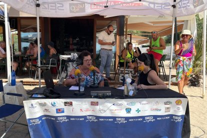 Carmen Gonzaga de la Asociación de Turismo Isla de Terreros ha enumerado las actividades medioambientales de la agrupación.