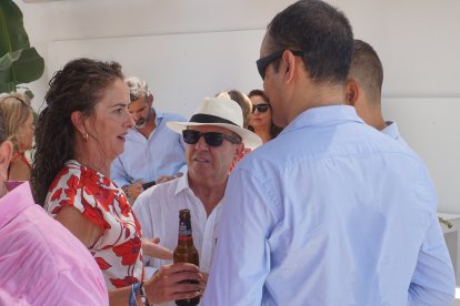 Autoridades, empresarios y representantes de distintos movimientos, juntos con LA VOZ en la Feria de Almería.