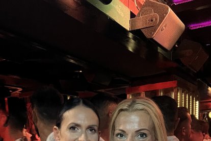 Estefanía y Carmen.