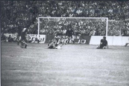 En esta portería hizo el primer gol Gregorio.