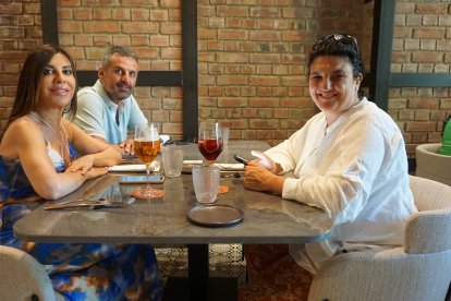 Eva Romera, Pepe Vargas y María Checa.