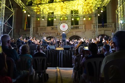 Concierto de la OCAL en la Feria 2023 con la soprano Leonor Bonilla como solista.