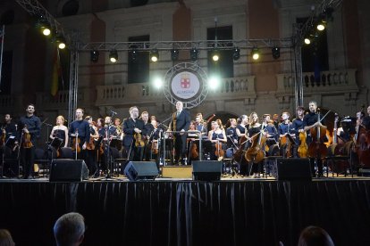 Concierto de la OCAL en la Feria 2023 con la soprano Leonor Bonilla como solista.