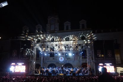 Concierto de la OCAL en la Feria 2023 con la soprano Leonor Bonilla como solista.