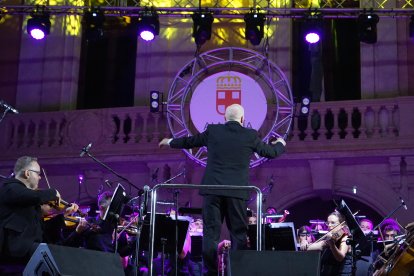 Concierto de la OCAL en la Feria 2023 con la soprano Leonor Bonilla como solista.