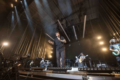 Melendi, ante 8.000 personas.