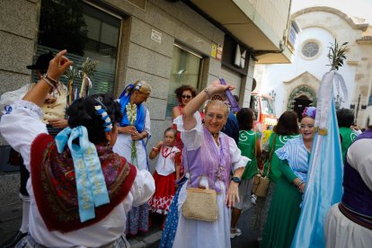 Baile en honor a la patrona de Almería.