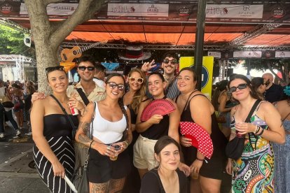 \'Los Ikenianos\' repiten este sábado de Feria en Almería.